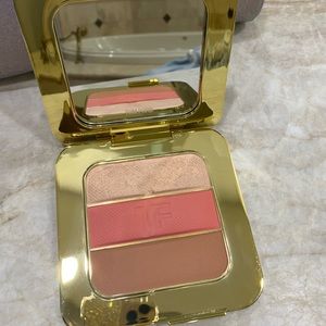 Soleil Contouring Compact, The Afternooner